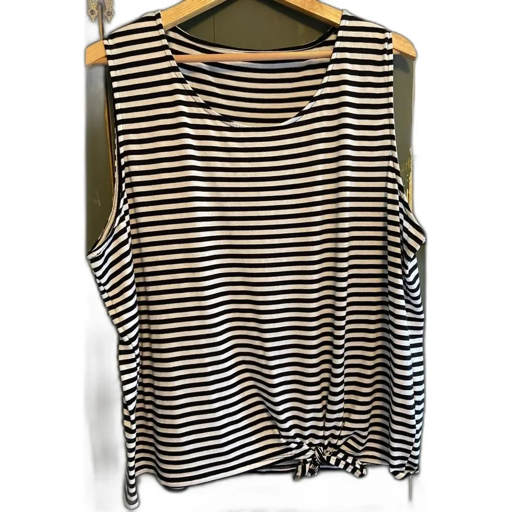 Bundle of 6 Women’s Spring/Summer Tops Junior XXL to Women's XL to 2X - Picture 5 of 6